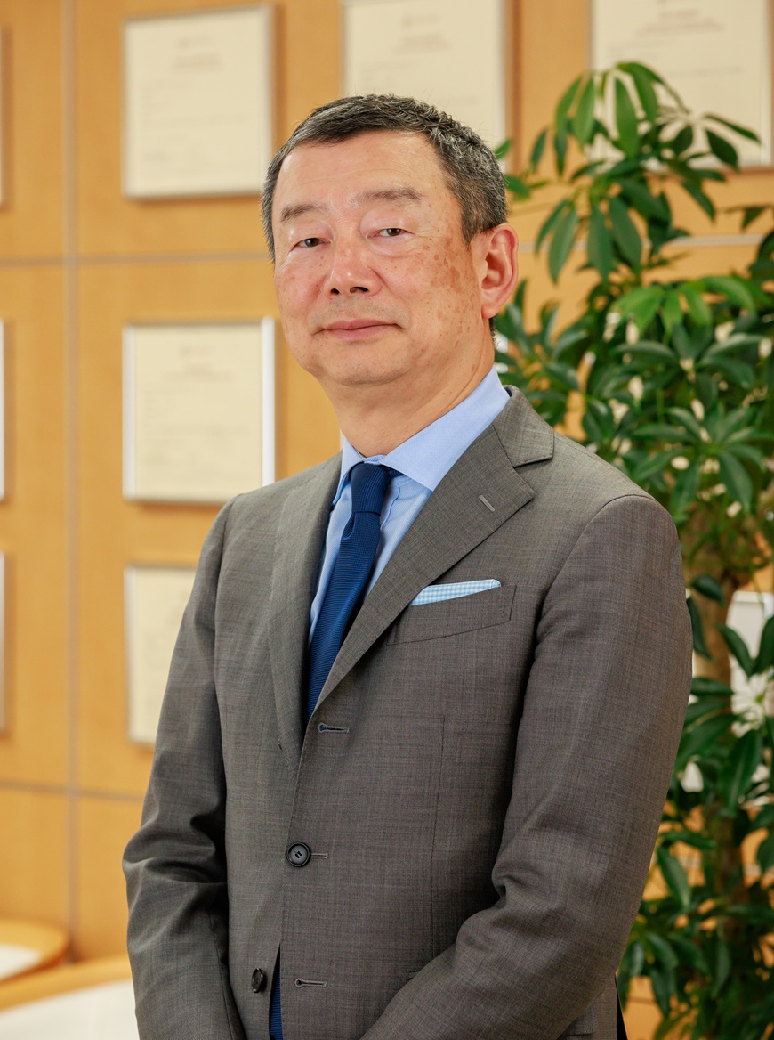 Akimoto Kawamura（河村 明公）