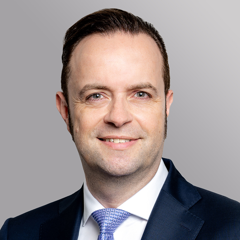 Stefan Galla（Dr. Stefan Galla）