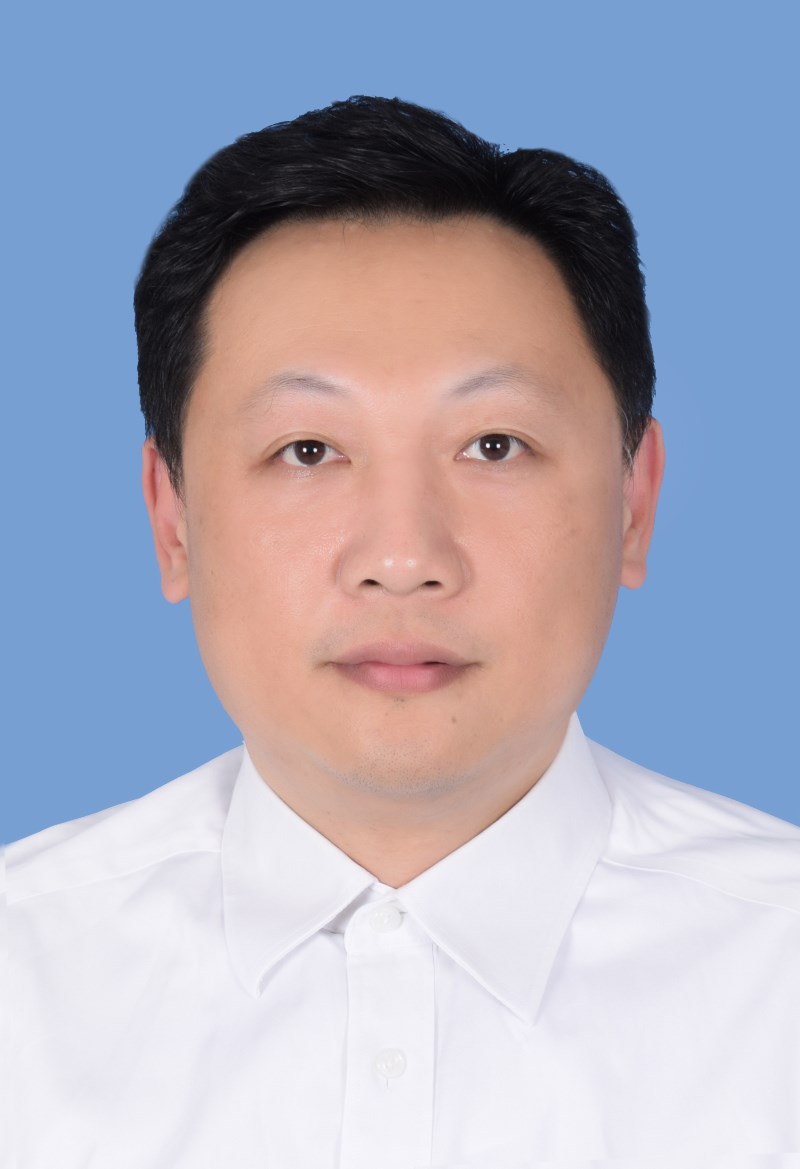 Long Weiwen
