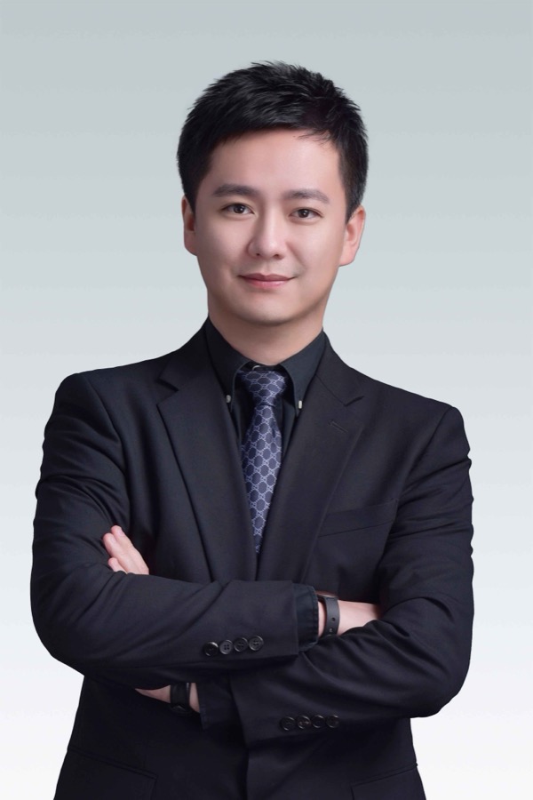 Shi Yifeng